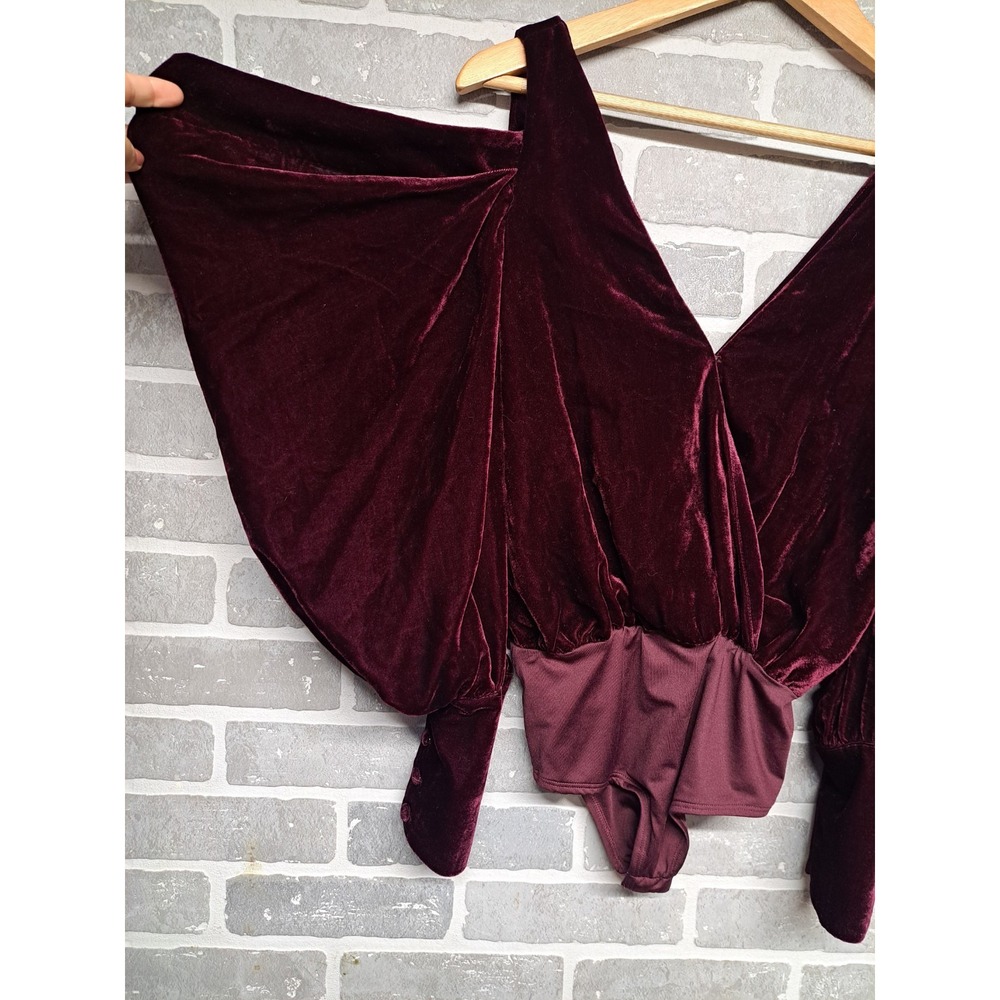 House Of Harlow 1960 Revolve Womens Velvet Burgandy V-Neck Bodysuit Size XXS - Picture 3 of 14
